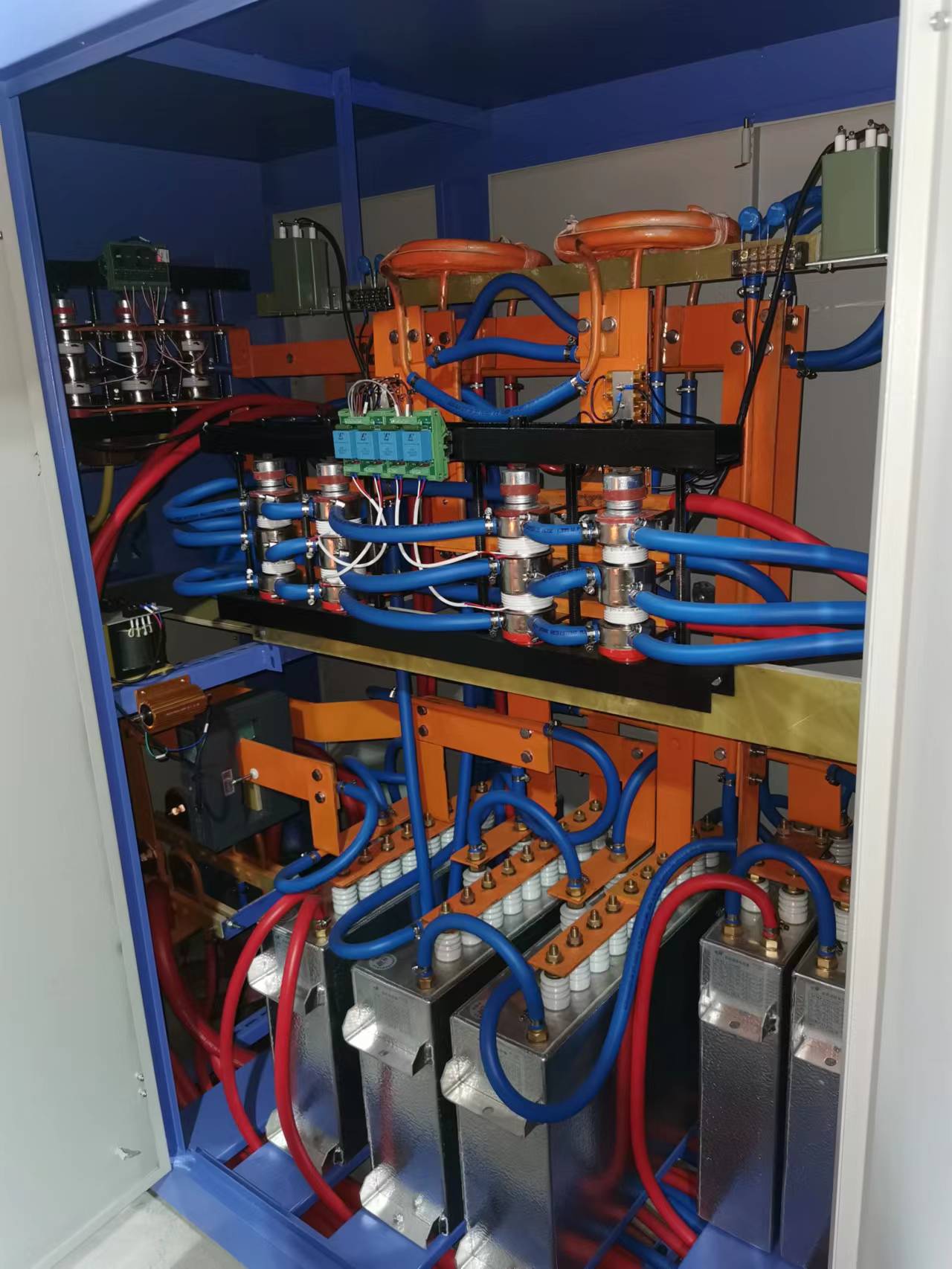 電源柜